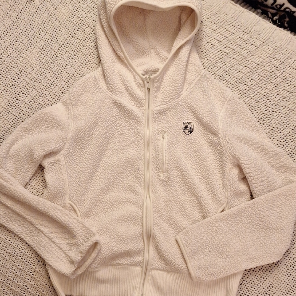 Y2K American Eagle Outfitters Cream Fleece Jacket
